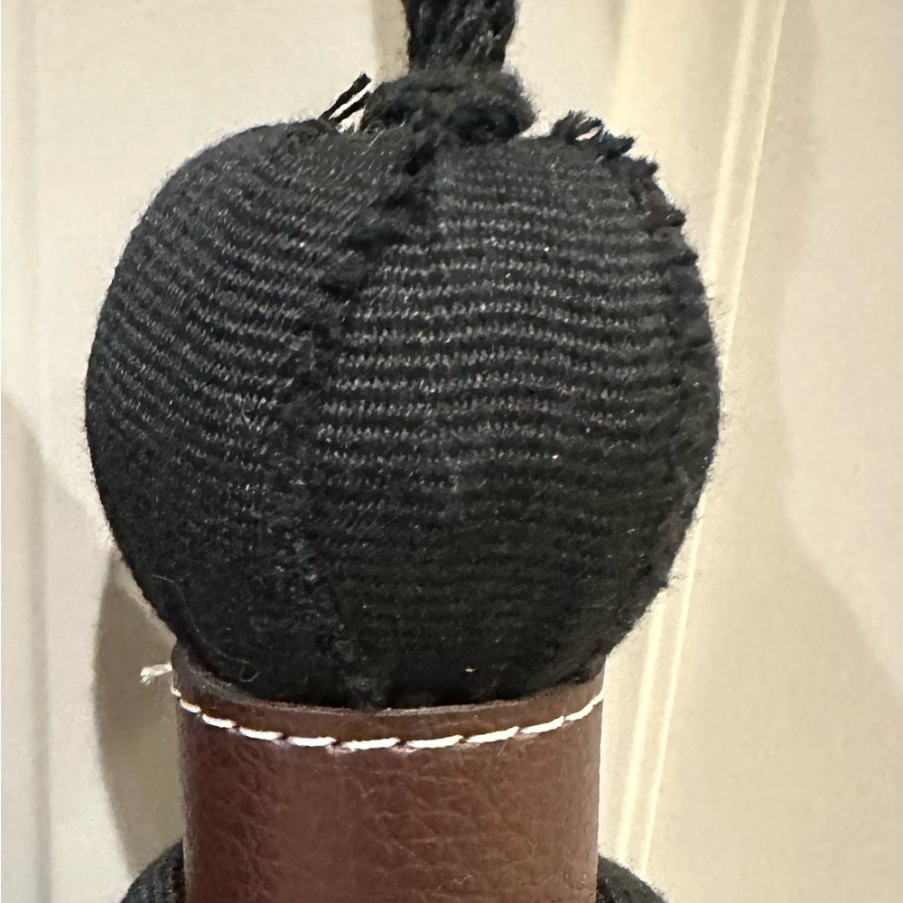 Pair of curtain tie back black tassels - Picture 2 of 3